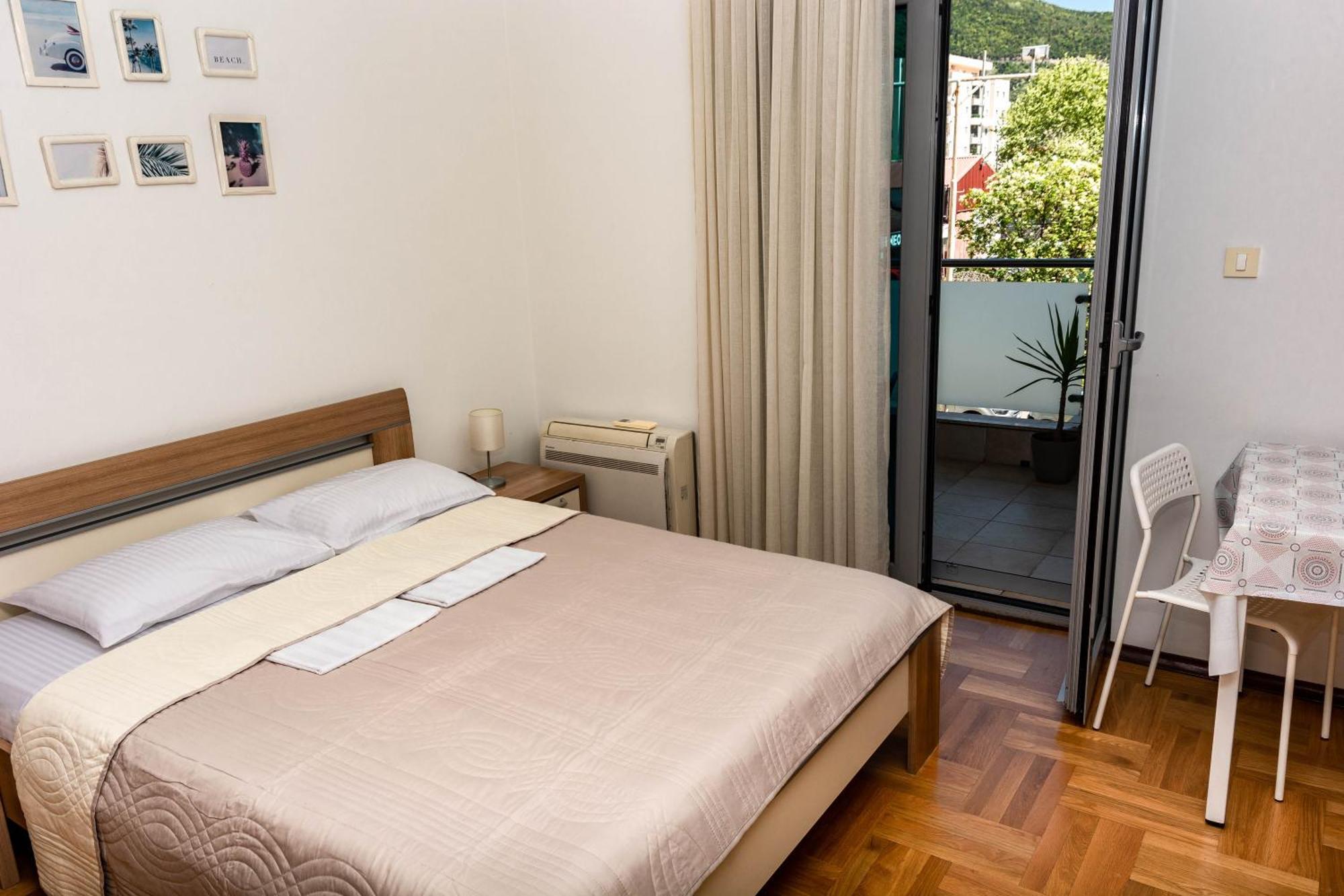 Bobo Apartment Budva Eksteriør billede