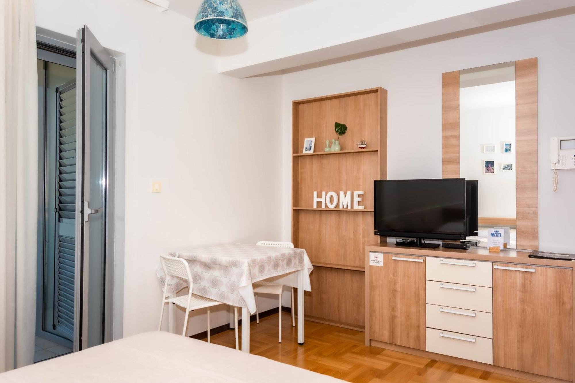 Bobo Apartment Budva Eksteriør billede